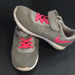 Girls used Nikes